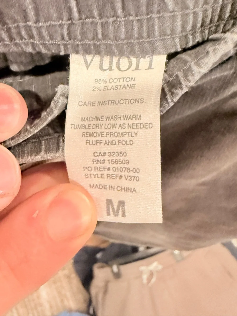 Vuori Men's Drawstring Ripstop Shorts in Light Gray Med - Picture 3 of 4